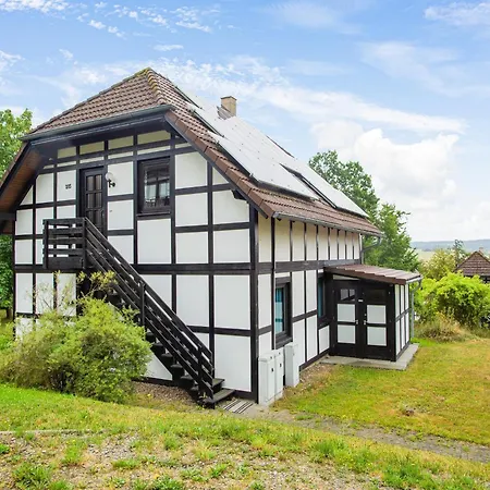 In Einem Fachwerkhaus, Cleaning Included Apartment *